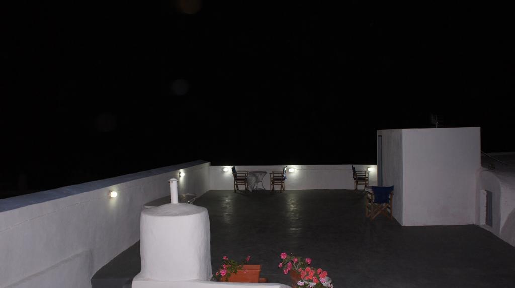 Marcos Rooms Oia Exterior foto